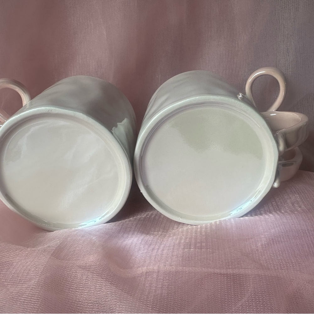 Pink Bow Ceramic set of 2 Cups. - Picture 4 of 7
